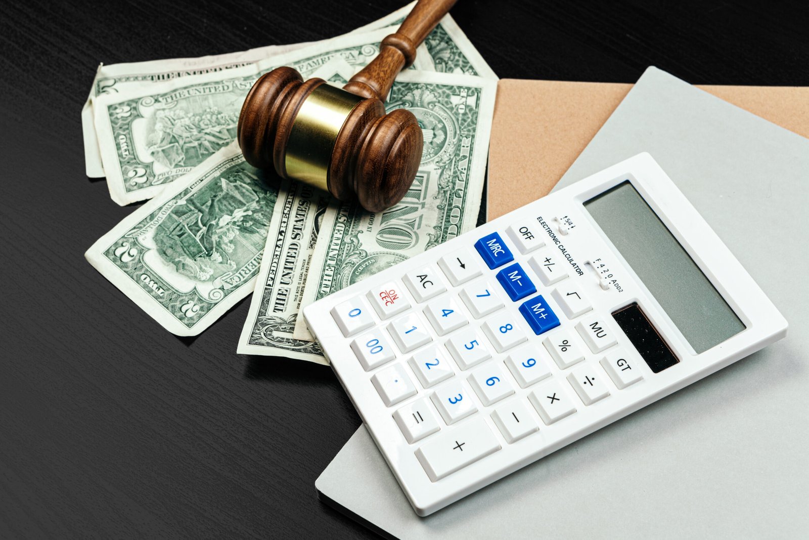 How Much Do Tax Attorneys Charge
